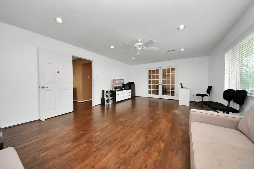 Lofty Grace Home 2 - Image 1