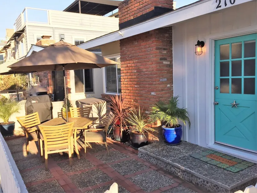 Starfish Cottage-Charm / Comfort, rénové, propre, 1 bloc de la plage, 2 blocs de la baie - Image 1