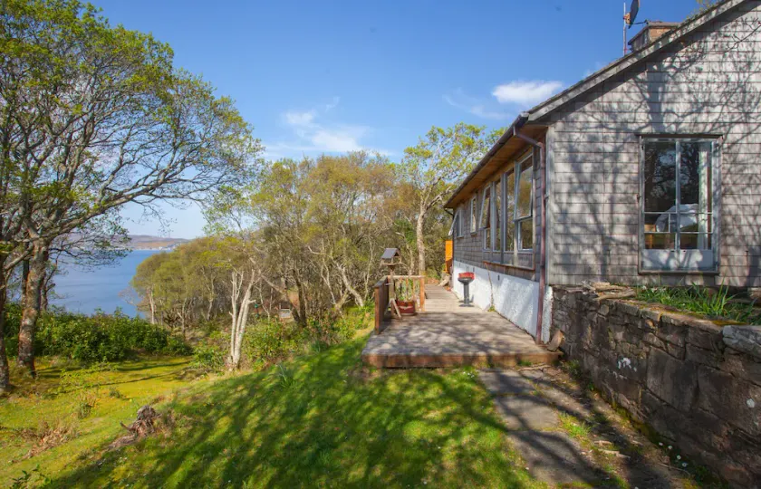 Casa com 4 quartos, jardins privativos e vista para o mar - Image 1