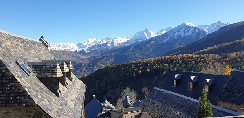 Villa 'Toulal'ô' with Mountain View, Private Garden and Wi-Fi - Image 1