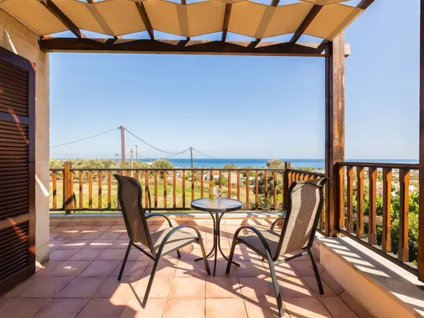 Sea view villa with private pool - Image 1