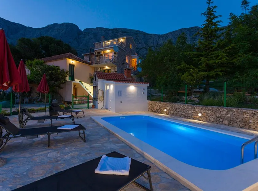 Villa Roza Dalmatian escape - Image 1
