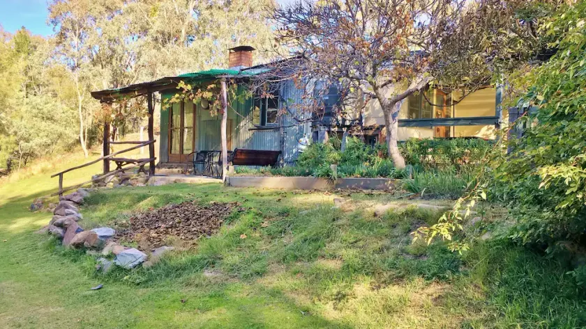 Hill End, rustic, on creek, cosy, open fireplace, Carla's Cottage, - Image 1