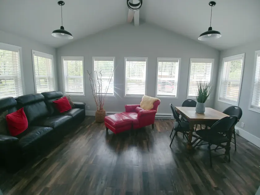 Private cottage with guest cabin, RV Hookup, and hot tub near Whitemouth Lake - Image 1