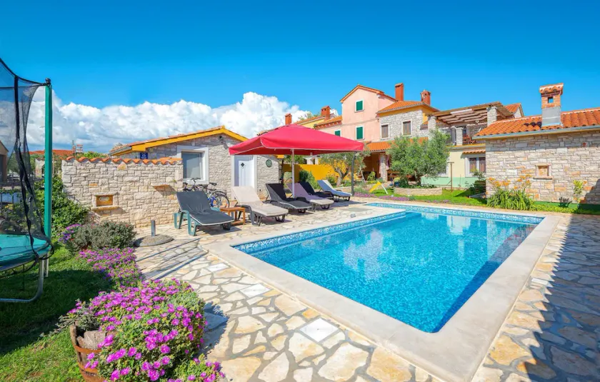 Pet Friendly Home In Golubovo - Image 1