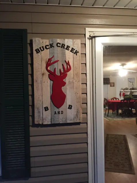 Buck Creek Bed And Breakfast, Roligt I Skoven Getaway - Image 1