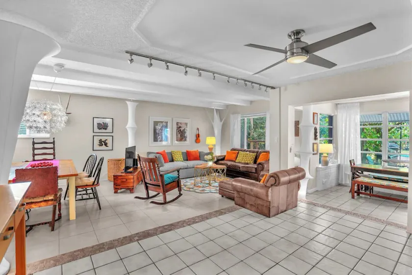 Whole Complex Close to the Ocean w/ a Magical Garden Sanctuary & Salt Water Pool - Image 1