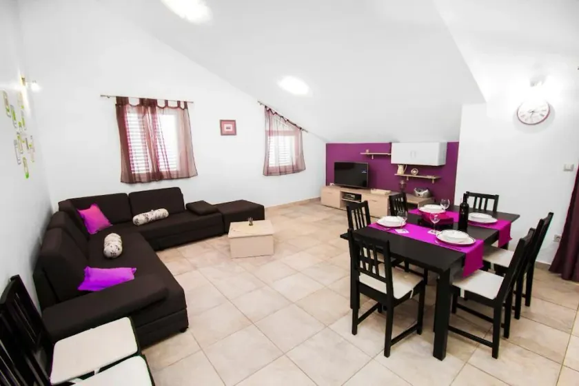 Apartment Lavender, 200 m to the beach, 6-8 people, free WiFi, terrace, BBQ - Image 1