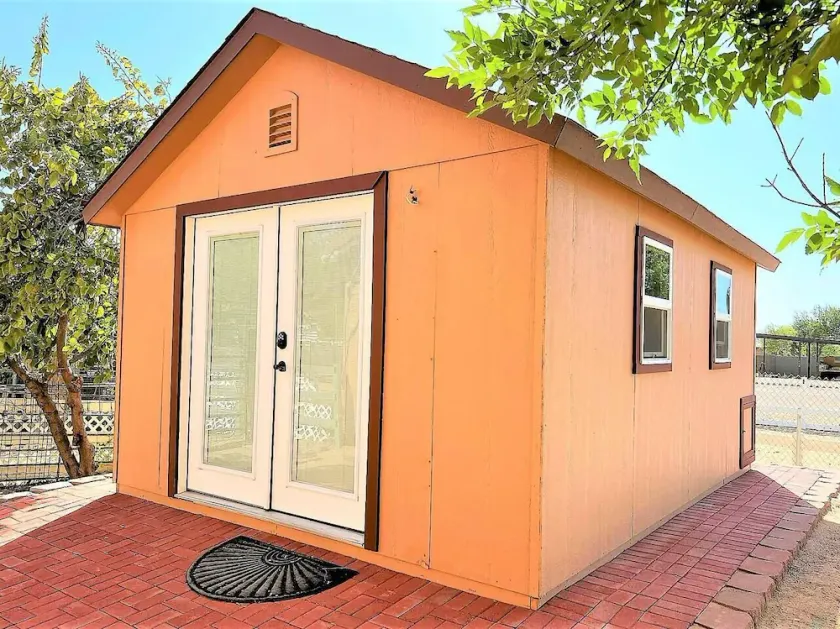 Affordable, Private, Cozy Retreat-Tiny Cowboy Stay - Image 1