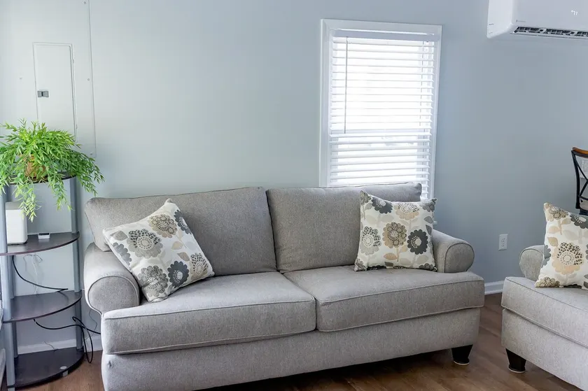 A fully remodeled family friendly home close to Buena Vista and Lexington - Image 1