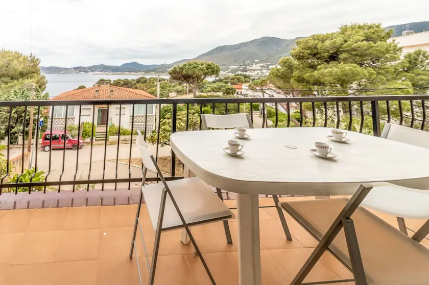 Carboneras 45 - Apartamento con terraza - Image 1
