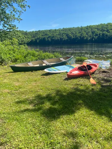Berkshire Lake at the Pillow, and EV! - Image 1