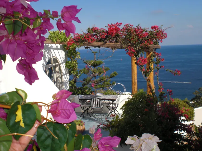 panoramique villa style eoleano à Panarea, la plus «belle des îles Eoliennes! - Image 1