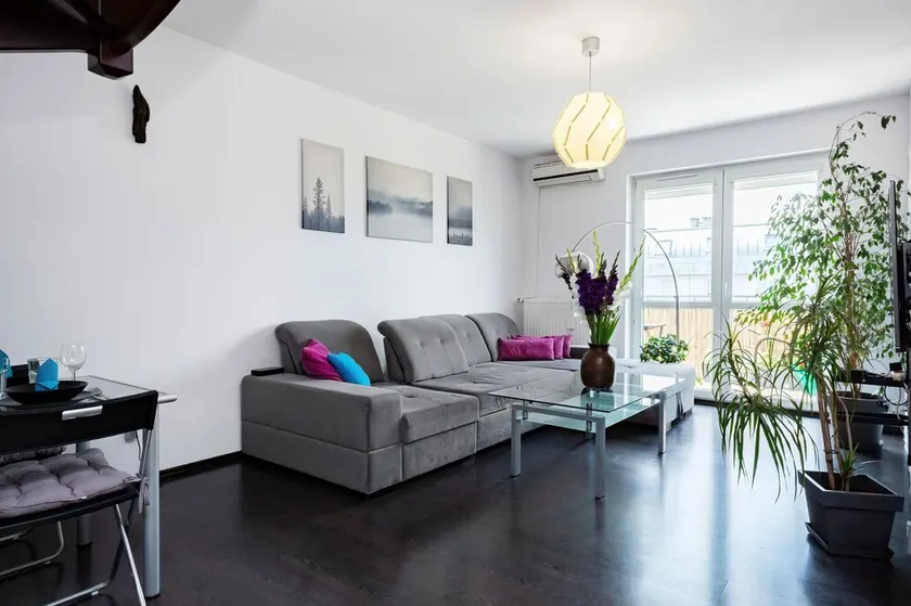 Two-level Apartment | Air Conditioning, Parking and Terrace - Image 1