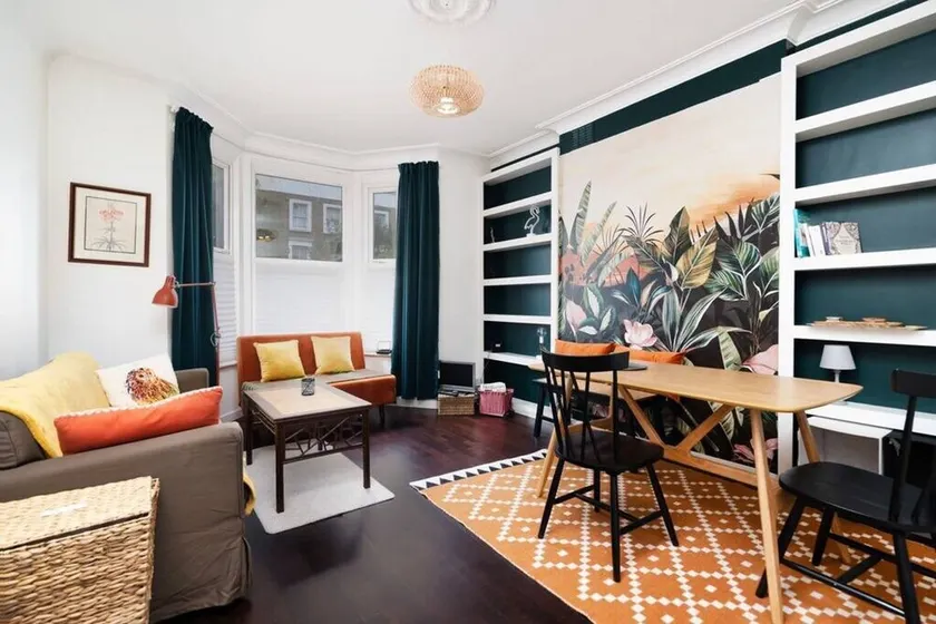 1BR flat in Hammersmith London - Image 1