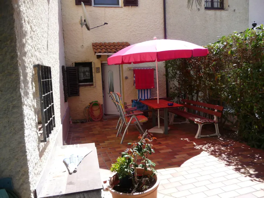 Corsica: holiday home on the east coast - Image 1