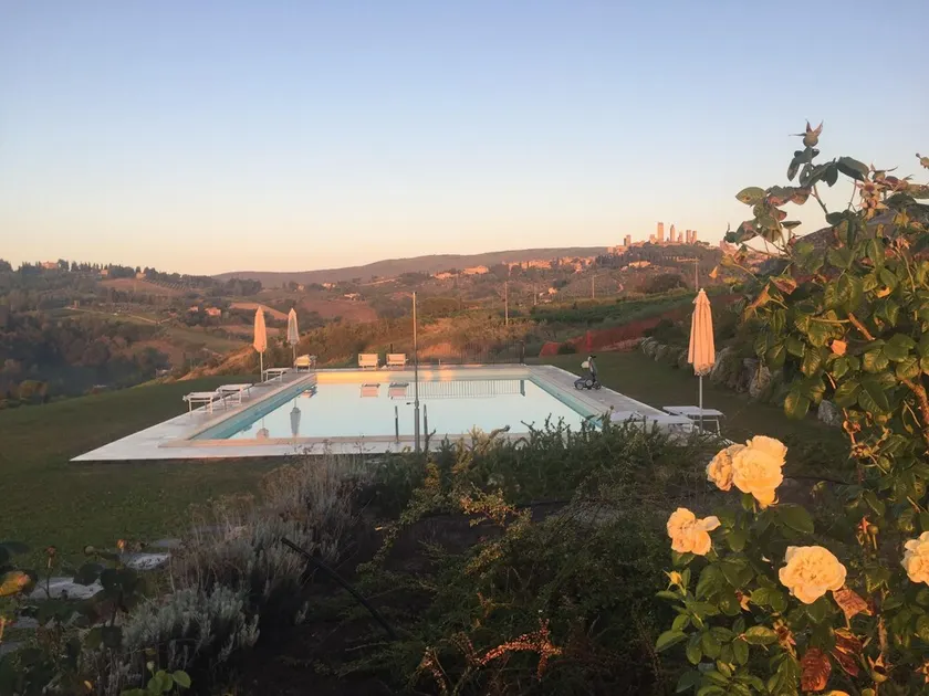 2 Schlafzimmer, großer Pool, herrlicher Blick auf San Gimignano, Toskana, privater Garten - Image 1