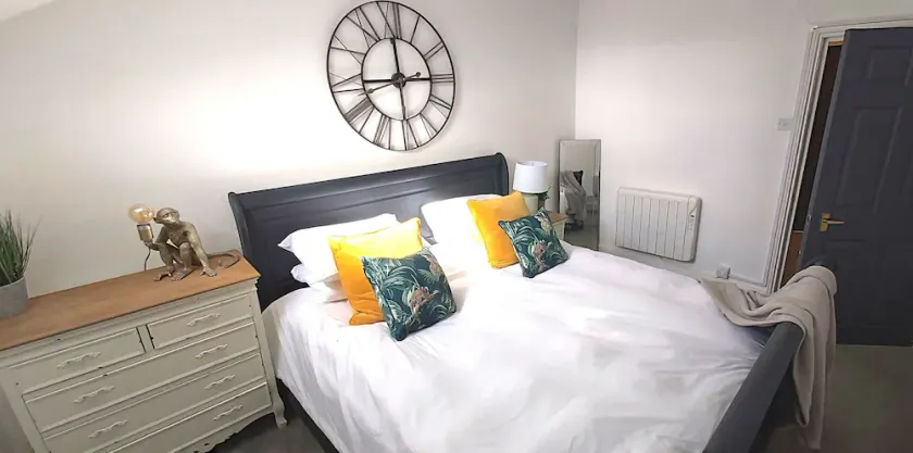 Two-Bedroom Apartment - Image 1