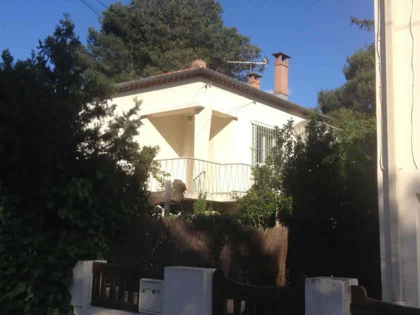 Lejlighed i et hus i et roligt område i Montpellier - Image 1