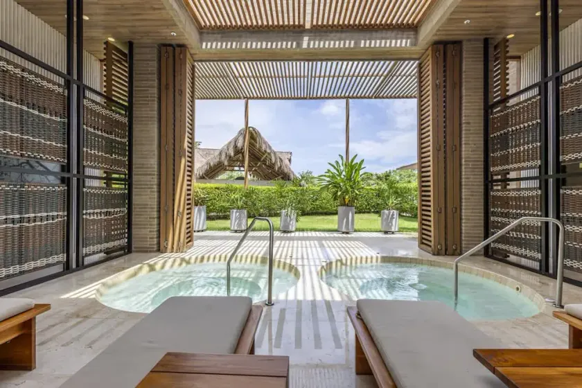 Coastal Escape w Terrace Ocean Views - Image 1