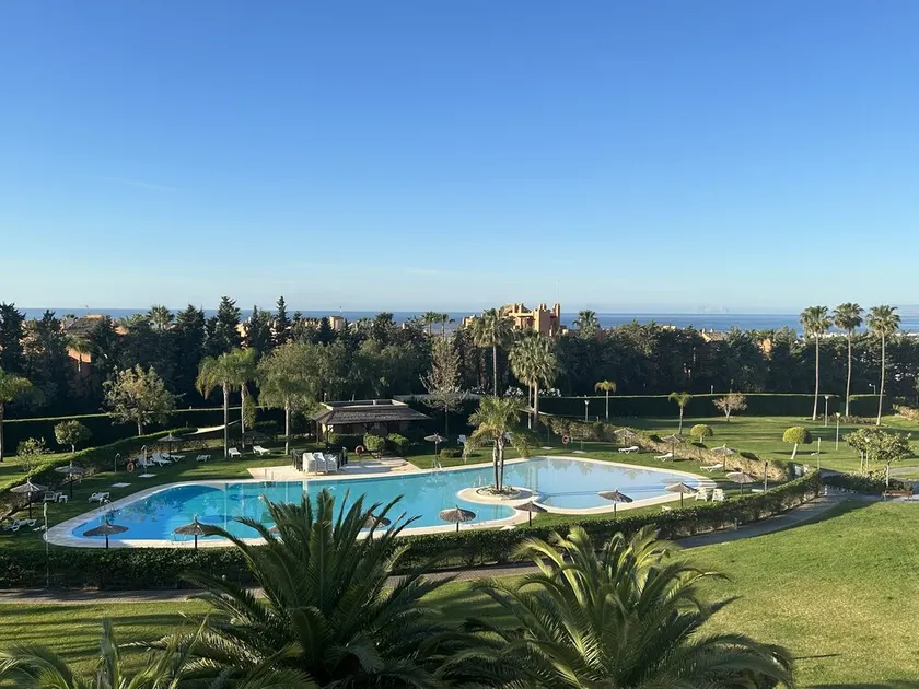 Superbe Penthouse avec vue sur la mer ( 8 minutes à pied) - Image 1