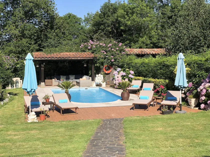 Schöne Villa in Meluerda mit Pool - Image 1