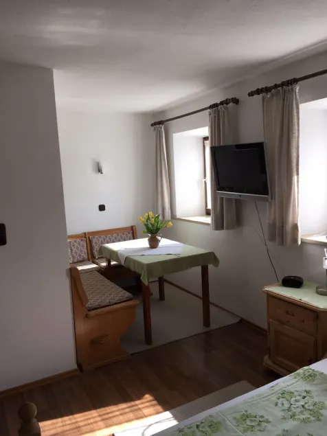 Ferienwohnung 32qm, EG, Nichtraucher, Terrasse, Bad, WC, Kabel-/Sat-TV, WLAN, max. 3 Personen - Image 1