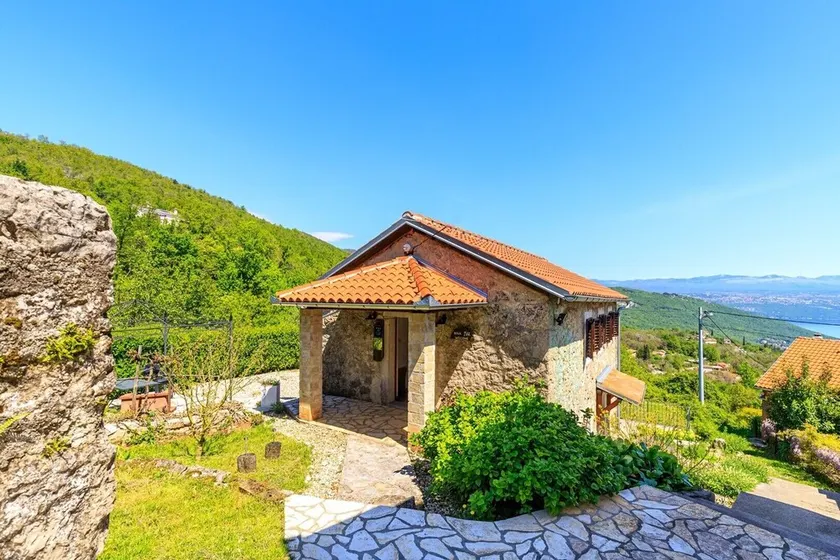 Holiday Home Iva with Jacuzzi - Image 1