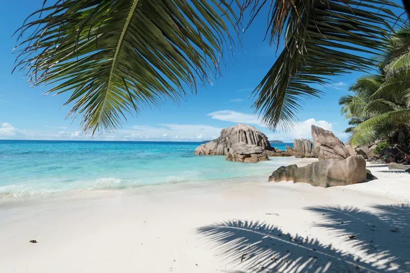 Le Nautique Waterfront Hotel La Digue - Image 1