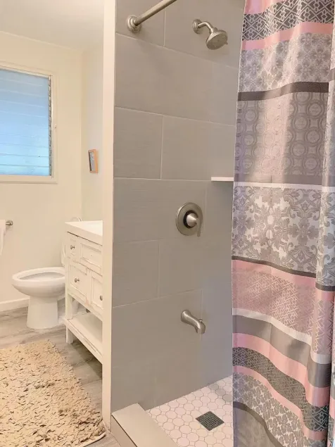 Sea La Vie II Furnished Luxury Beach Home - Image 1