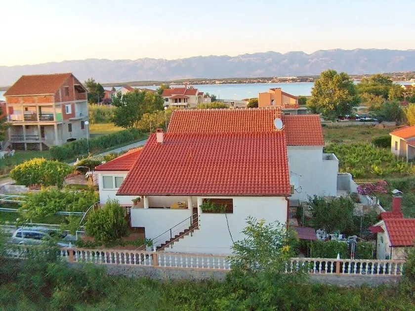 Apartamentos Branko, (14954), Nin, Riviera Zadar, Croacia - Image 1
