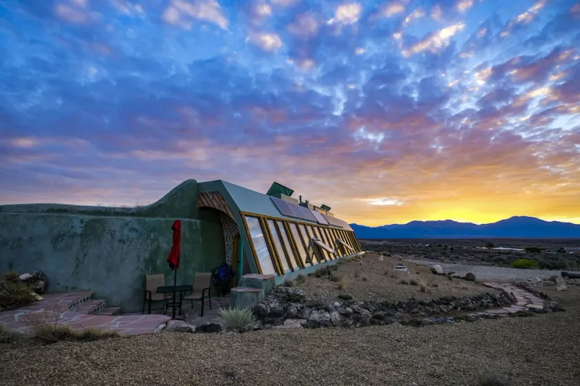 Spectacular Earthship - Image 1