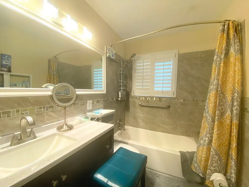 PERFECT FOR SINGLE OR MULTI-FAMILY/GROUP. - Image 1