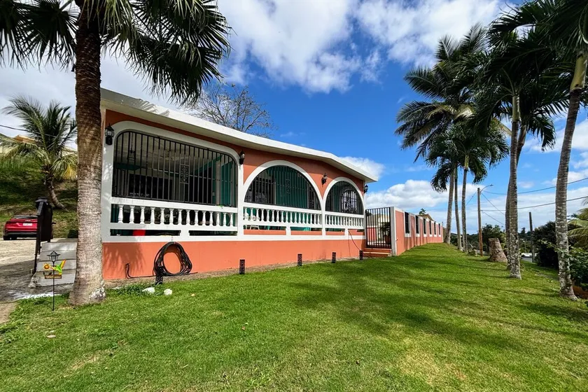 Lovely country home with private pool in the hills above the town Las Piedras. - Image 1