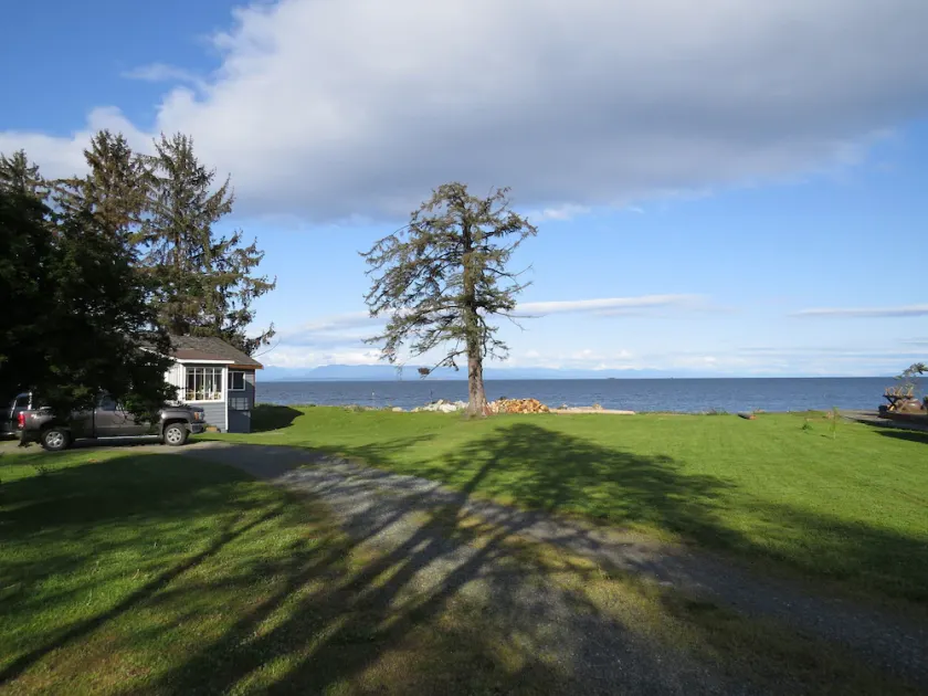 Historic Heritage Beach House with Awesome Views! - Image 1