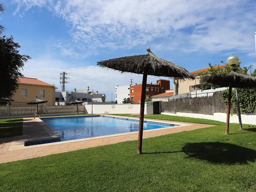 2-Story House with Air Conditioning and Terrace - Image 1