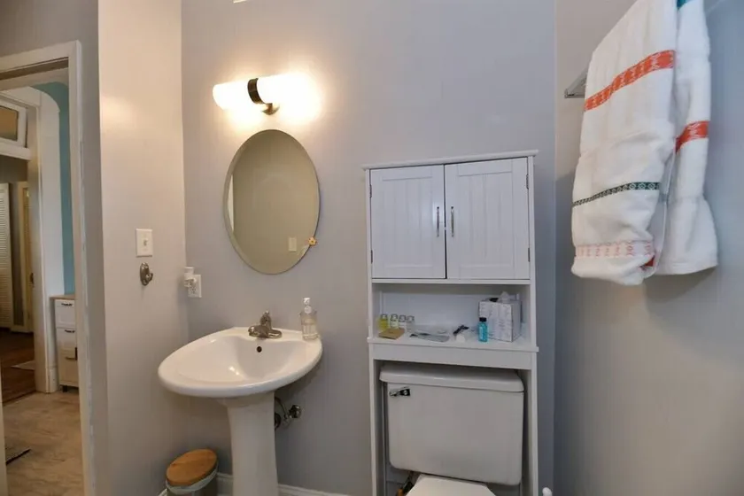 Downtown Indy Stay Near Lucas Oil Stadium - Image 1