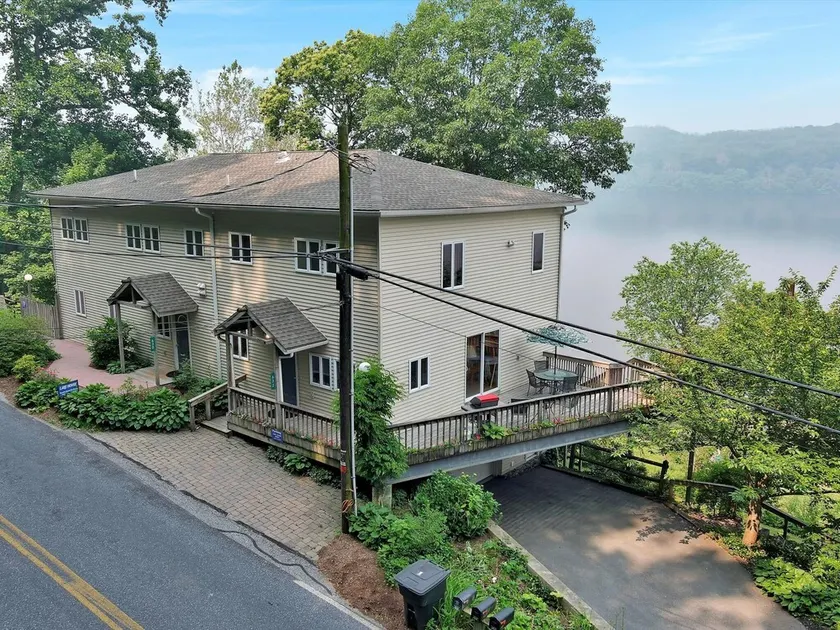 LAKE HOUSE, Waterfront Retreat, Eagles, Sunsets on Susquehanna with DOCK - Image 1