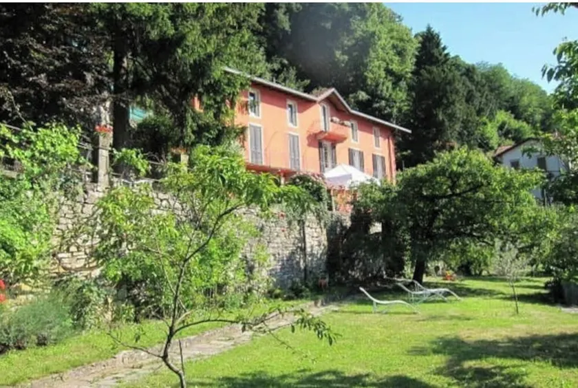 Villa Rossa,  magnificent garden and view on the lake at only 10 min. from Como - Image 1