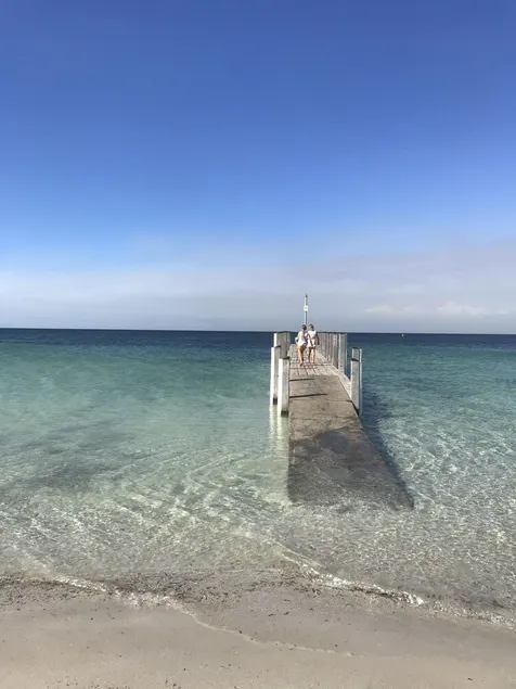 Quindalup house Geographe Bay Rd. Beach 1 min walk. Aircon/NO pets/ Mooring - Image 1