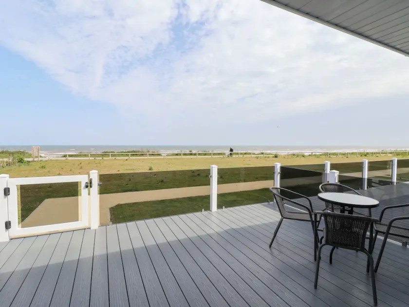 Bonny Bay - Image 1