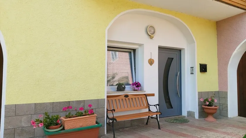 IRIS HOLIDAY HOME - RELAXING HOLIDAY IN CONTACT WITH NATURE - Image 1