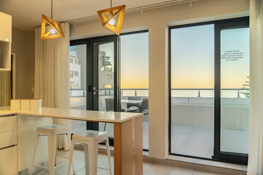 Mojo Hotel & Market - Image 1