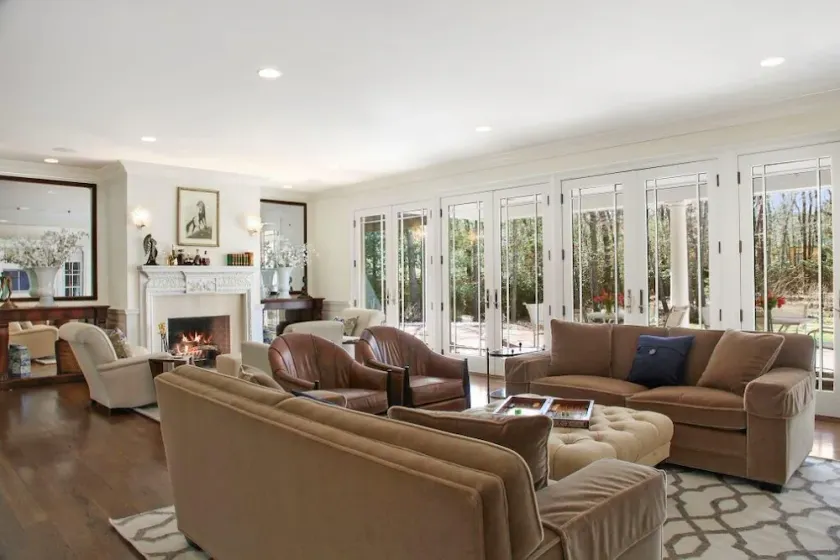 Hög Luxury Wainscott Estate 5br 5. 5 bth Entertain i stil - Image 1