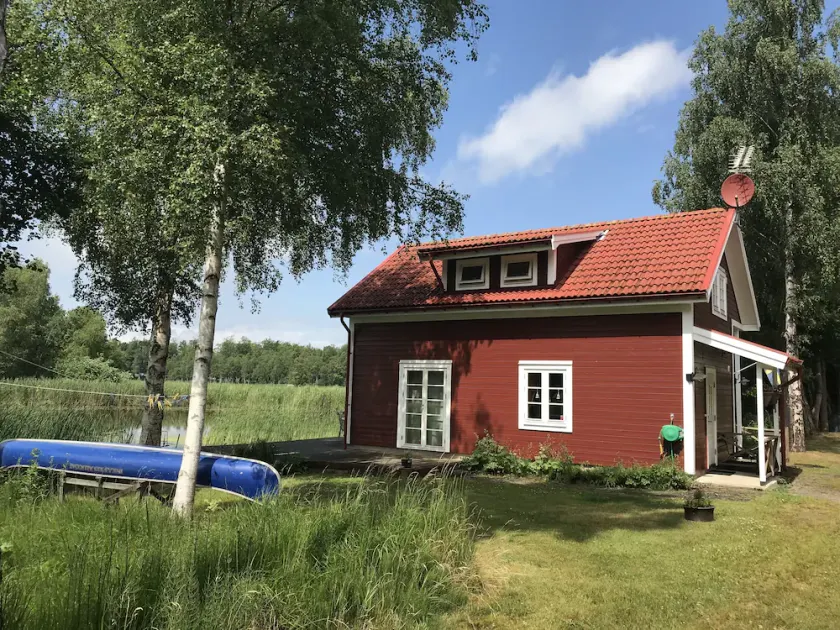 Lake house, 0 m to the lake - Image 1