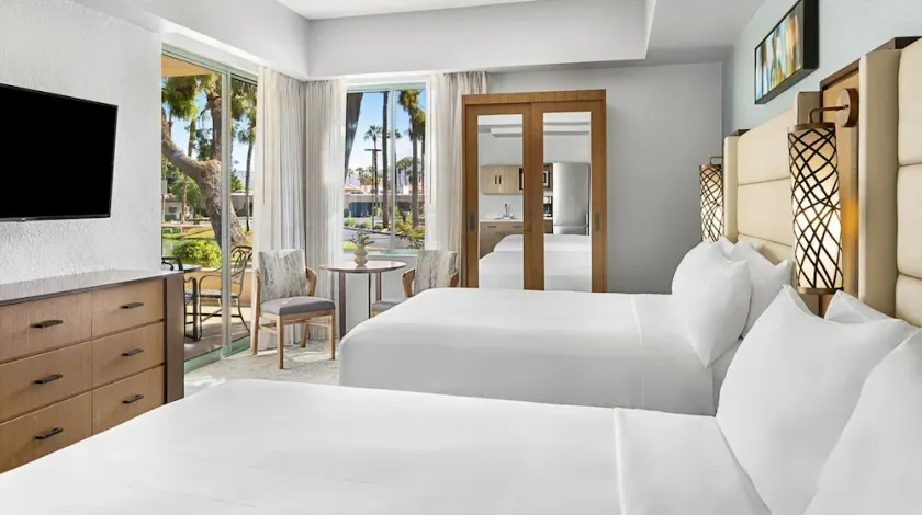 Marriott Desert Springs Villas I - STUDIO + Kitchenette + Full Bath  Sleeps 4 - Image 1