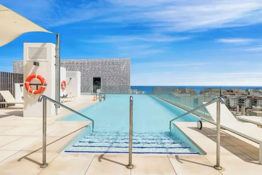 Infinity Pool apt by Costarentals - Ref M44 - Image 1