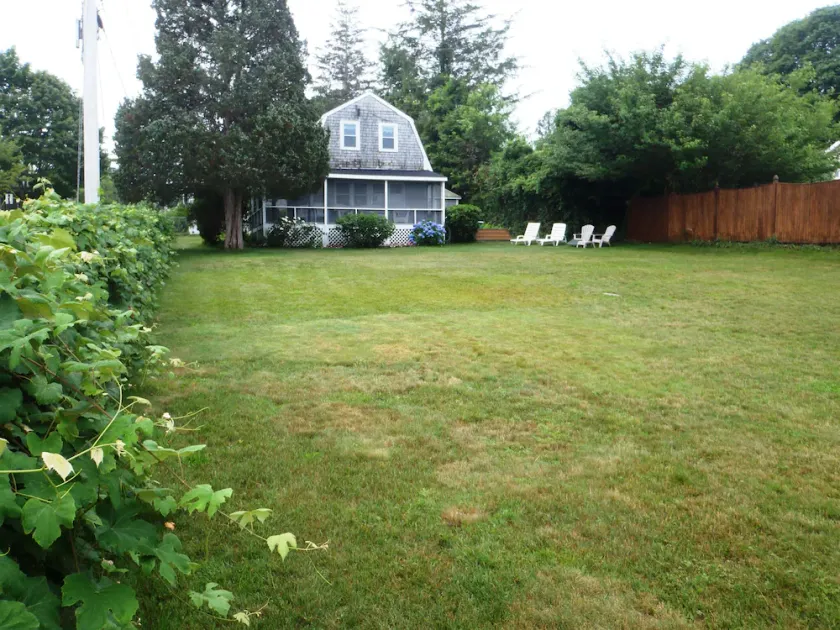 Fish Tales Inn at Rocky Nook - Image 1