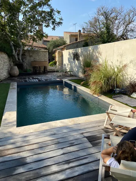 Village house with large garden and swimming pool - Image 1