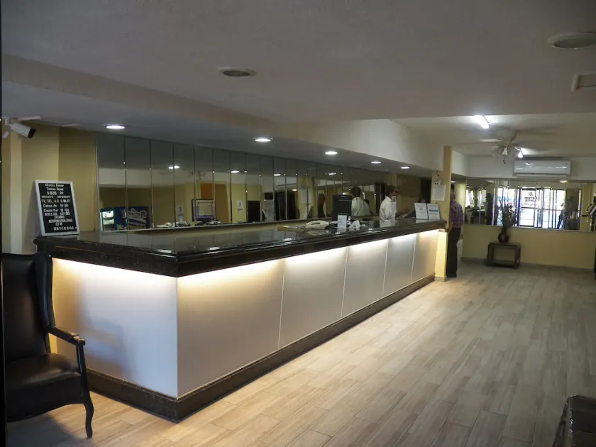 Hotel Roma - Image 1